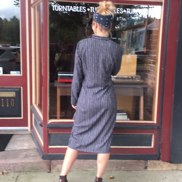 Jonathan Martin dress - Picture 3 of 4